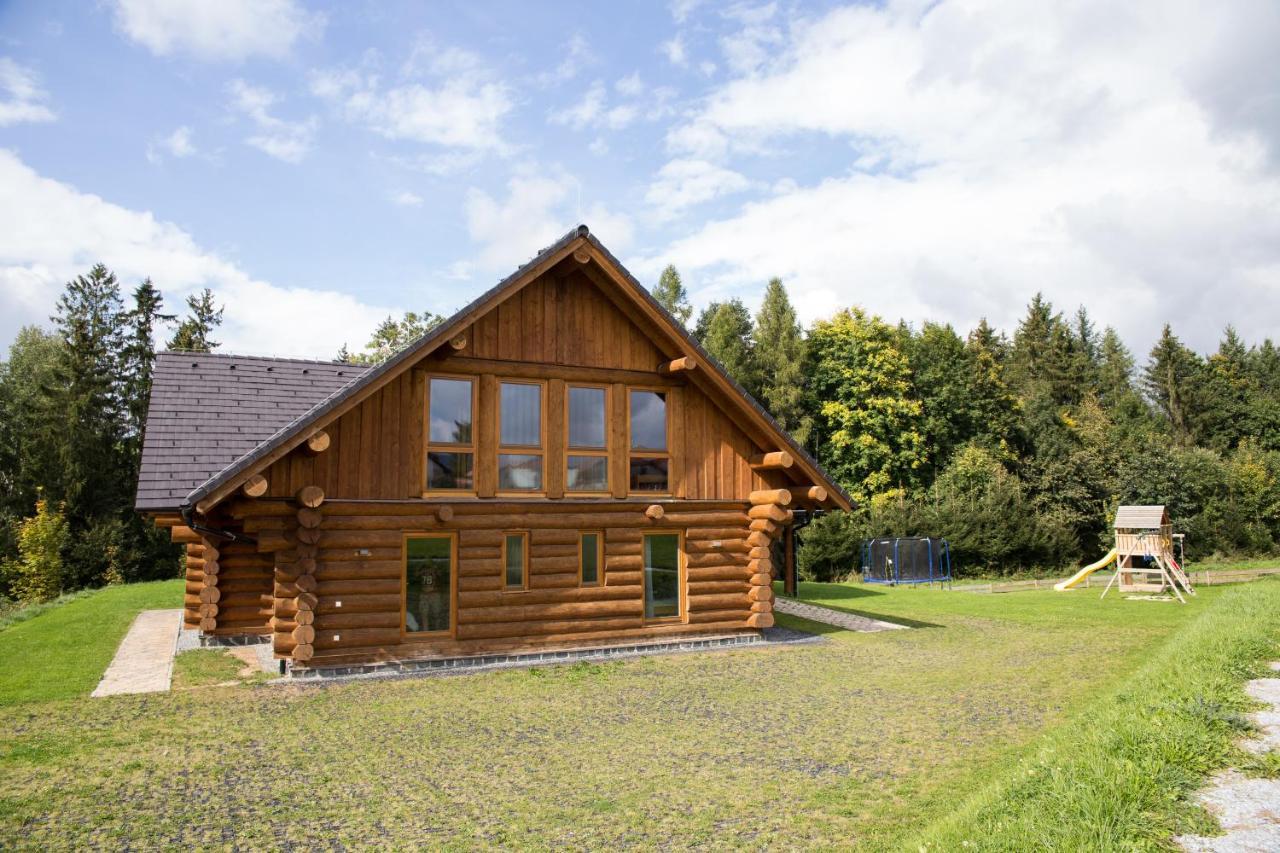 Holiday home Luxusni Srub Az 24 Luzek - Sruby-lipno *