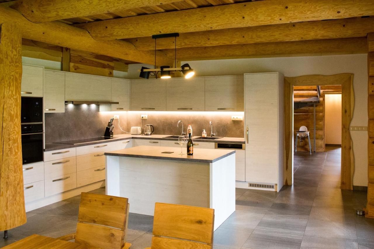 Luxusní Srub Až 24 Lůžek - Sruby-lipno * Frymburk