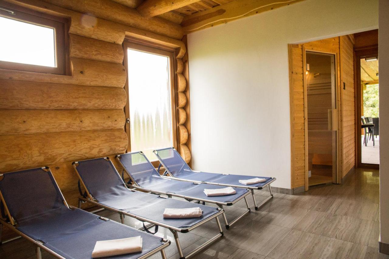 Holiday home Luxusni Srub Az 24 Luzek - Sruby-lipno Frymburk